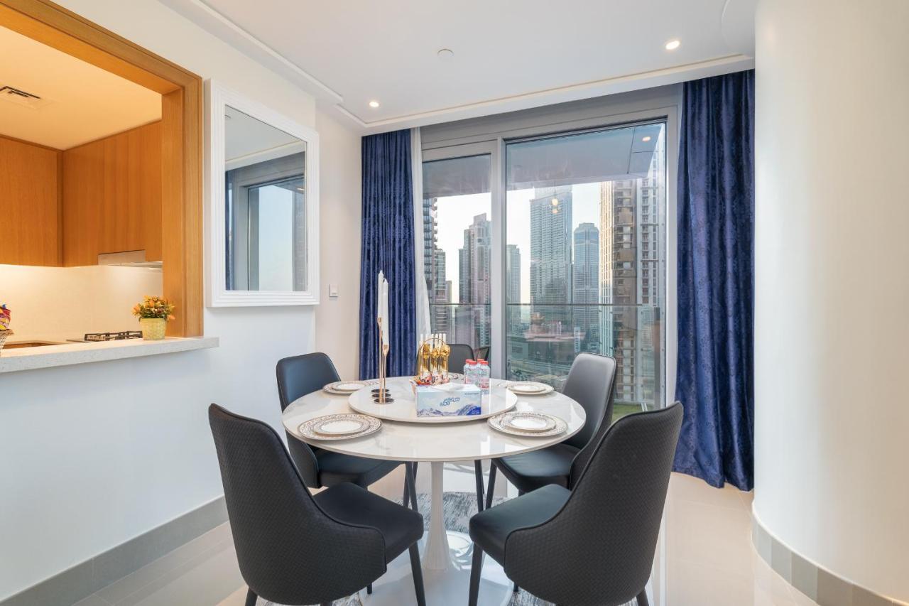 Trinity Holiday Homes - Opera Grand Downtown Dubai Exterior photo